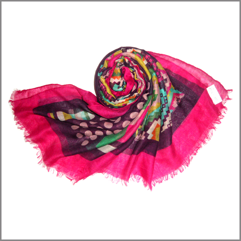 Fashionable ladies' popular scarf, OEM orders are welcome