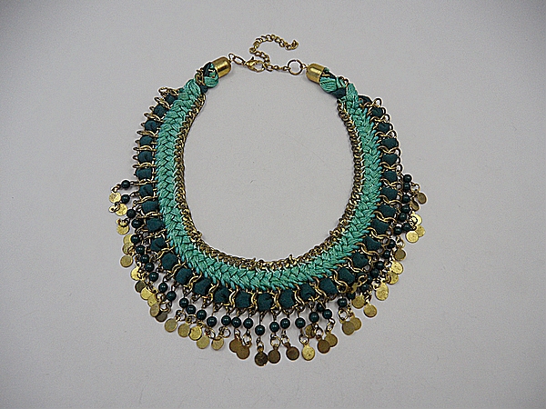 fashion beautiful necklace