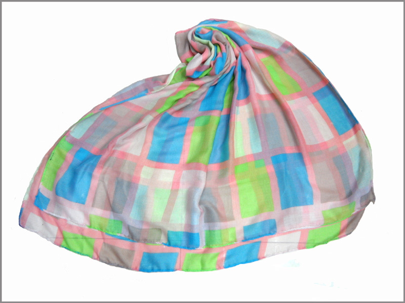 Ladies' Polyester Scarf, Stylish Design in Soft Texture, Various Sizes and Colors