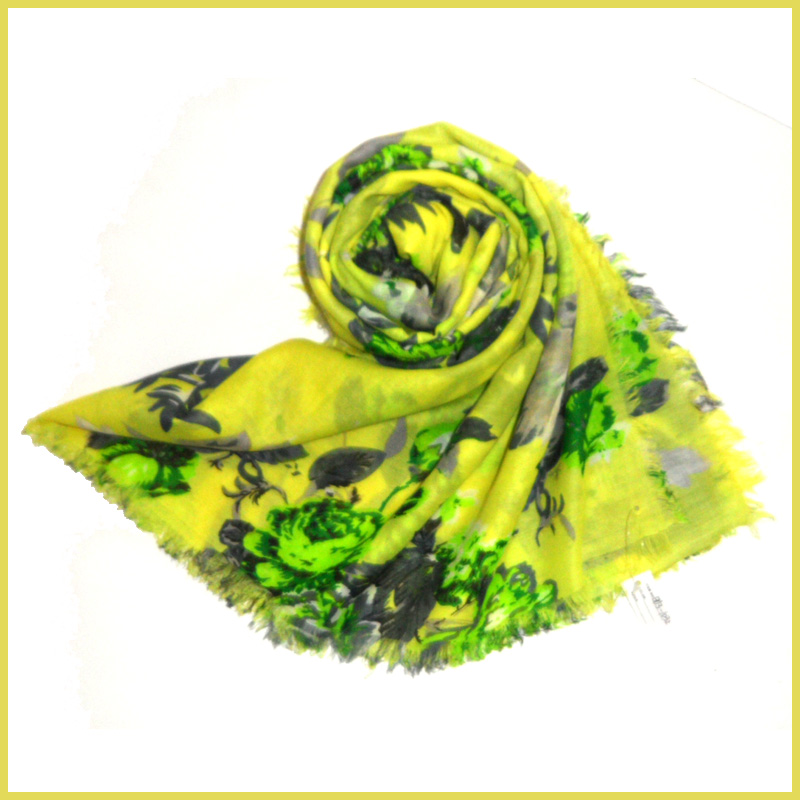 Suitable for spring scarf,100% polyester,soft texture
