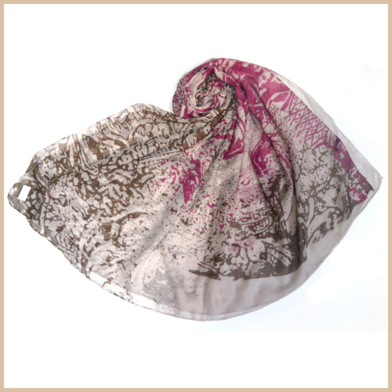 Ladies' Polyester Scarf, Stylish Design with Soft Texture, Various Sizes and Colors