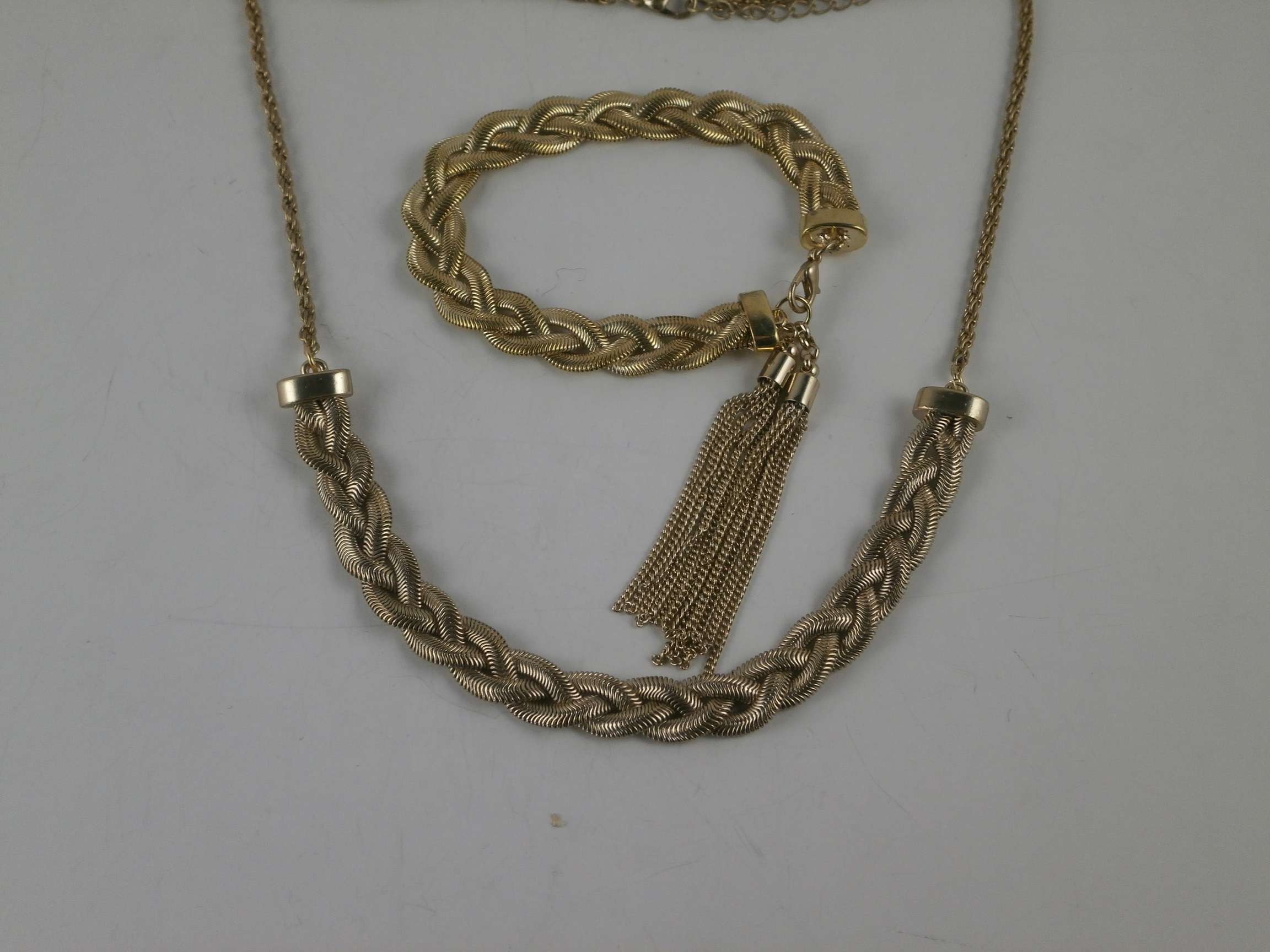 fashion beautiful necklace set